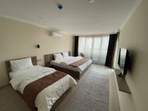 Rena Grand Residence & Suit - Room