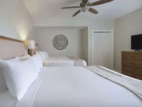 Royale Palms Condominiums - Chambre