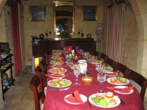 Ta' Bertu Host Family Bed & Breakfast - Restaurante