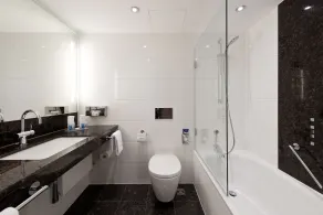 Maritim Hotel Darmstadt - Salle de bain
