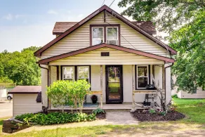 3 Mi to Seneca Lake: Couple's Apt w/ River Access - Interiör