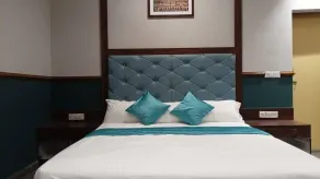 Jaithri Hotel and Event Centre - Room