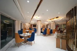 Envoy Continental Hotel, Blue Area, Islamabad - Restaurant