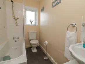 Capstone View - Bathroom