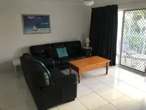 Anchor Down Holiday Apartments - Room