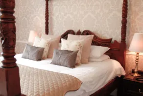 Llechwen Hall - Room