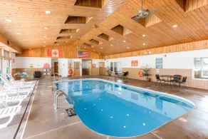 Quality Inn & Suites Plattsburgh - Piscine