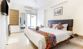 FabHotel Kalyan - Room