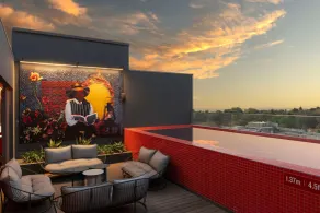 Radisson RED Hotel Johannesburg Rosebank - Pool
