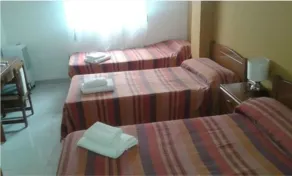 Hostal Neus - Chambre