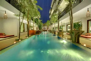 Golden Temple Retreat - Pool