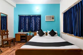Brill Rooms Near City Centre Metro Station - Room