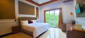 Gili Beachfront Suites - Room