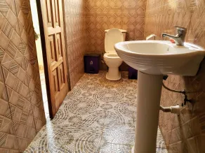 Scorpion Hill Lodge - Bathroom