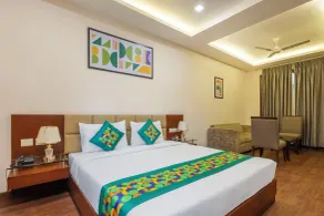 Treebo Royal Star - Room