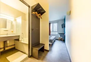 Hôtel La Nonette ASTERIX, CDG AIRPORT & PARIS CENTRE - Værelse