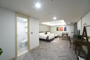 Haeundae Central Hotel - Zimmer