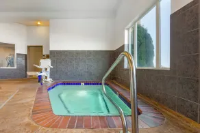 Holiday Inn Express Hotel & Suites Astoria by IHG - Pool