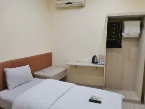 Hotel Nusantara Indah Syariah - Værelse