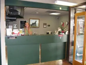 Walking Horse Lodge - Lobby
