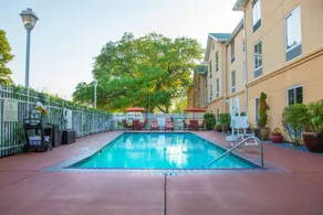 Hampton Inn & Suites New Orleans-Elmwood/Clearview Pkway, LA - Piscine