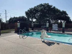 Days Inn by Wyndham Dickinson TX - Piscine