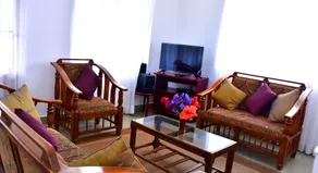 Ella Sisilasa Holiday Resort - Sitzecke in der Lobby