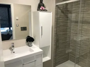 Infinity View Apartament - Salle de bain