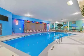 Clarion Inn Des Moines Airport - Pool