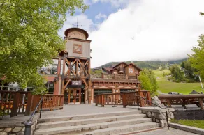 Legends Whistler, by Lodging Ovations - Restaurant