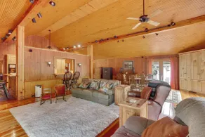 Private Walterboro Estate w/ Deck + Fire Pit! - Innvendig
