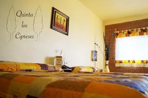 Hotel y Cabañas Quinta Los Cipreses - Quarto