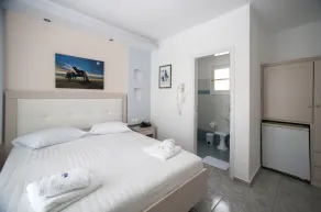 Ilion Hotel - Room