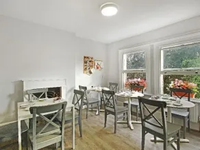 Primrose Guest House - Restaurant