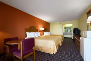 Days Inn by Wyndham Richburg - Chambre
