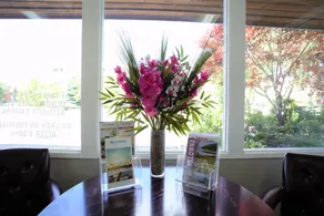 Recreation Inn and Suites Kelowna - Sitzecke in der Lobby