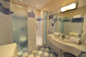 Hôtel Printania - Salle de bain