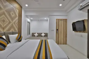 HOTEL LE GRAND - Room