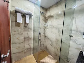 IRA By Orchid Noida - Bagno