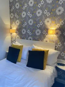 The Kings Arms Hotel - Værelse