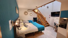 Le Cheval Blanc, Cognac Centre - Room