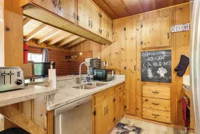 Sonora Hideaway Lake Access & Mountain Charm - Interior