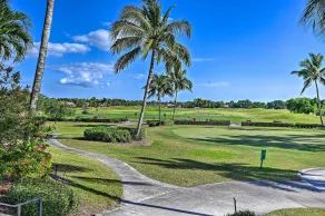 9 Mi to Beach: Naples Golf Getaway w/ Pool Access! - Interiør