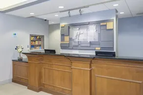 Holiday Inn Express & Suites Riverhead - Long Island by IHG - Reception