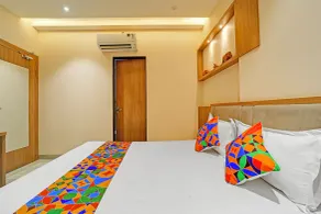 FabHotel Shri Shreeyam Stay - Chambre