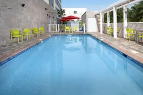 Home2 Suites by Hilton Miami Doral West Airport - Pool