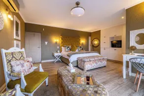 Loerie's Call Guesthouse - Room