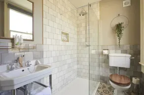 Broad Street Townhouse - Bathroom
