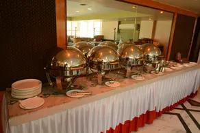 DFRONT GOLDEN PALACE - Restaurant