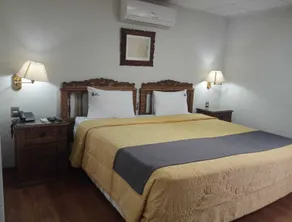 Hotel El Marqués - Room